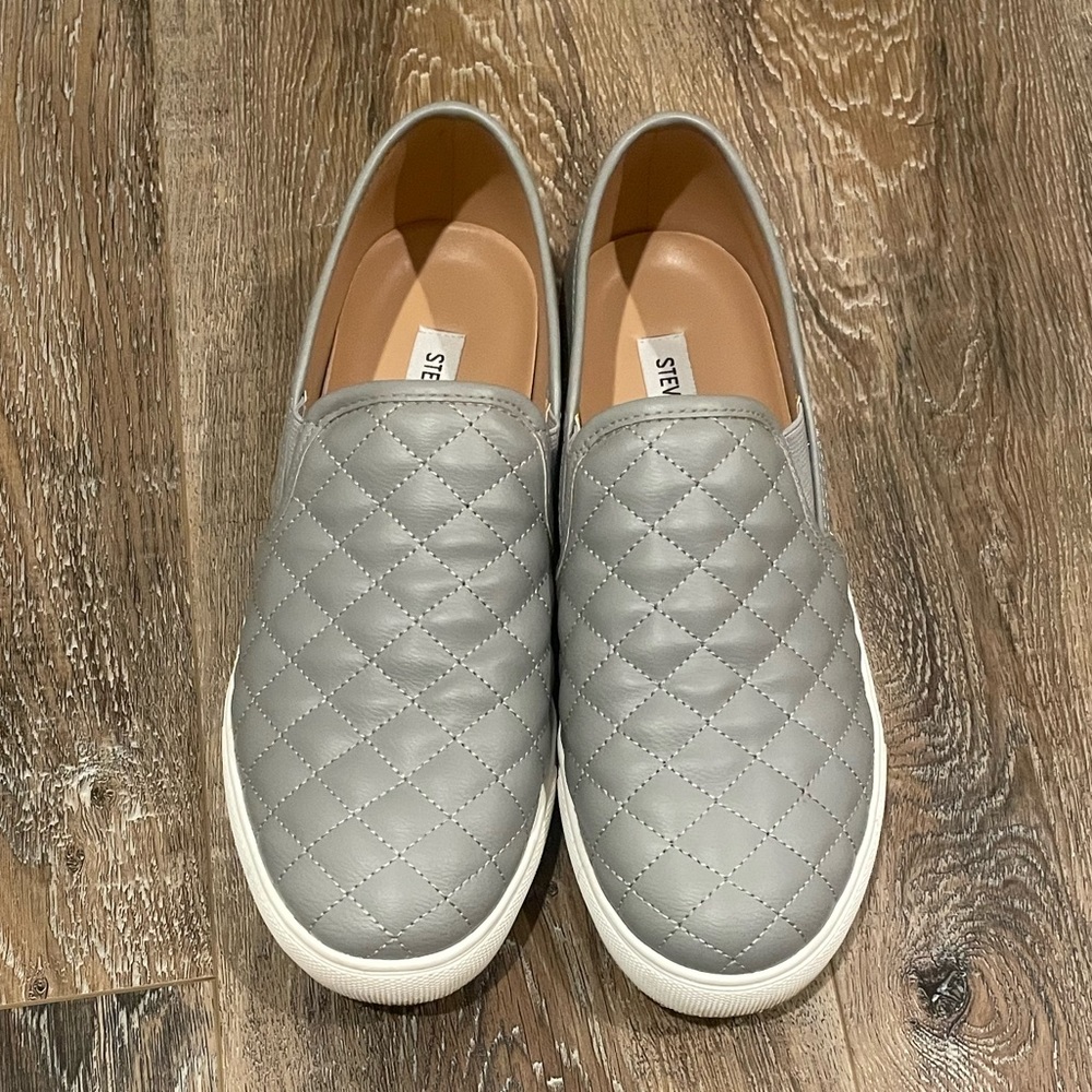 EUC Steve Madden, Gray Shoes, 10